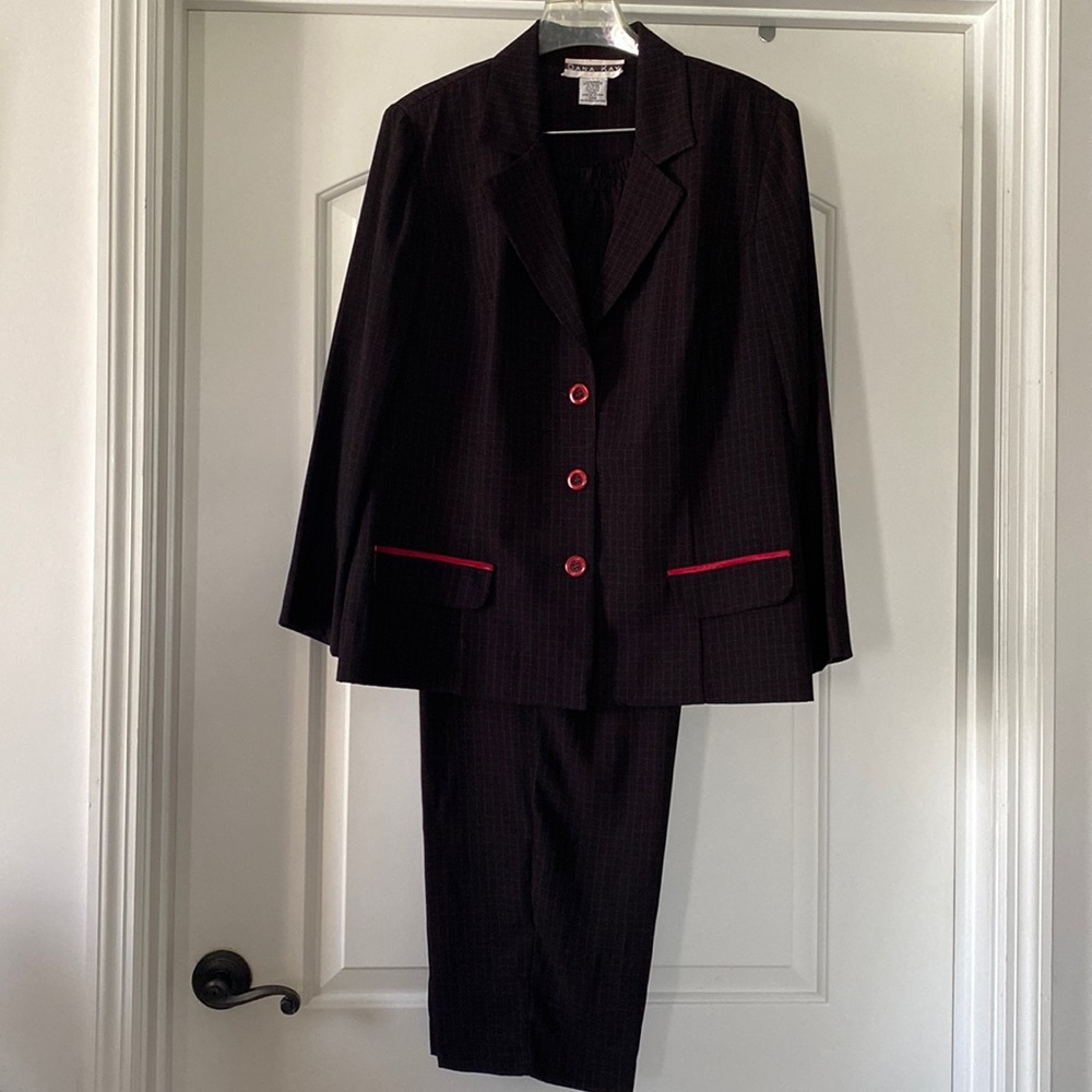 Womenswear pantsuit
